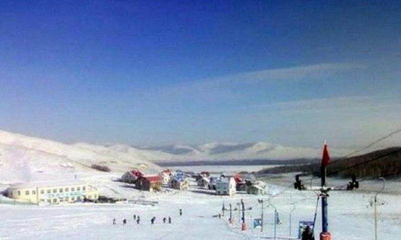 凤凰山滑雪场