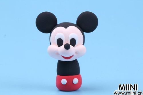 用粘土制作迪士尼卡通形象米奇的步骤图解