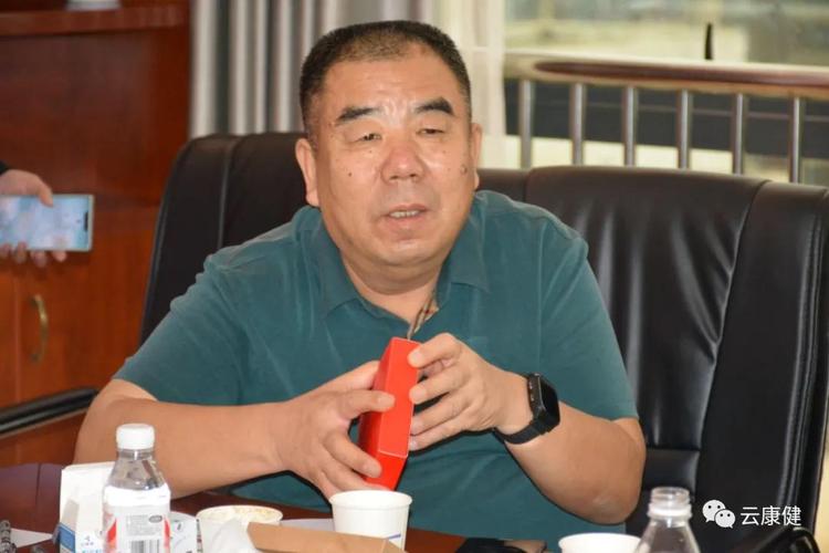 淄博市周村区委副书记徐强,山东振兴服务队队长刘彧带队到广西云康健