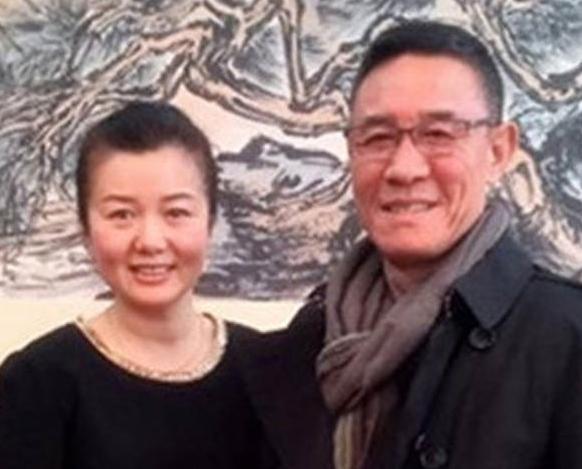 杜志国和现任老婆郑卫莉怎么认识的揭秘杜志国三任妻子