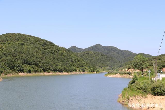 组图:走进莱阳东孙家夼,感受老寨山区一座水库的美景