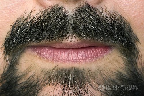 男人的胡子和嘴唇特写