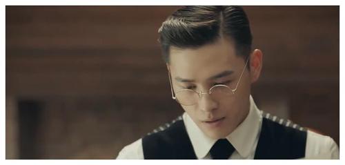 为什么烈火军校中的沈听白那么喜欢曲曼婷