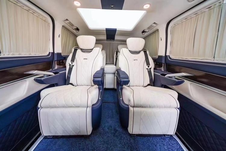 奔驰威霆v2602021年度全新蓝色系改装案例