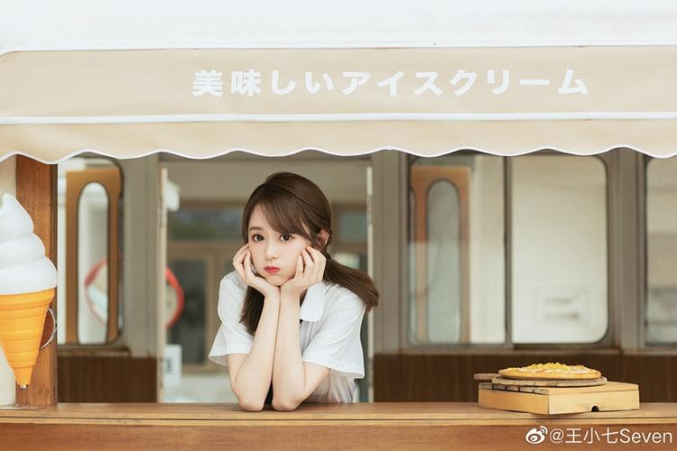 美女主播小七近照貌美如花jk制服元气满满组图