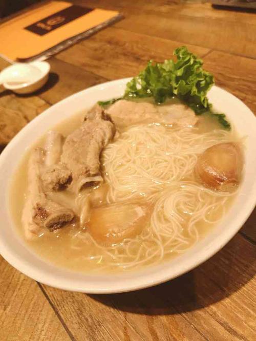 松发肉骨茶songfa(静安嘉里中心店)-"路过被人气吸引到了,9696我