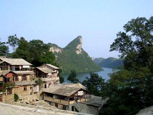 镇山布依族生态博物馆