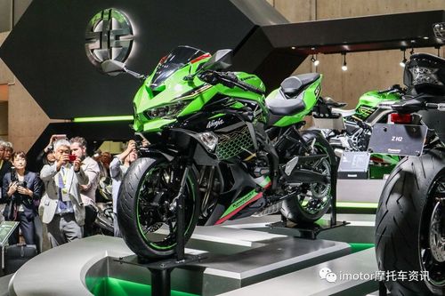 25万元.   川崎早年也曾推出过四缸400级仿赛zxr40