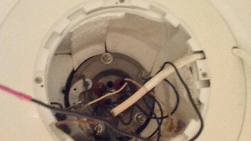 帅康热水器里有两个铜棒,长短不一,棒不知道怎么装回去