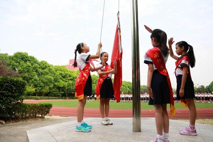 招募升旗手│全场瞩目,屏息凝神!这将是一辈子,值得骄傲的2分钟!