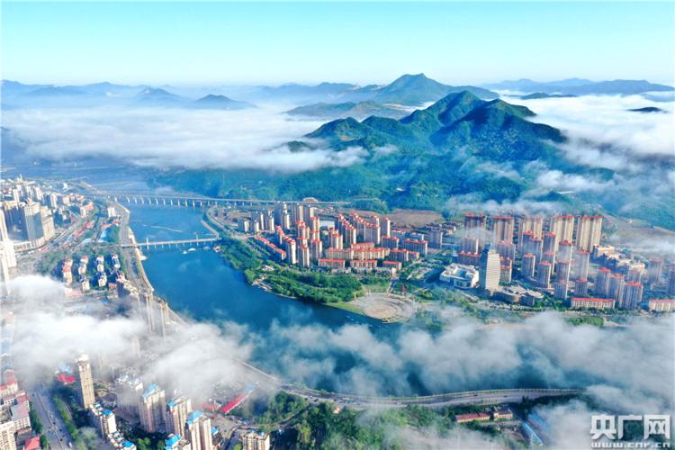 本溪全景(央广网发 本溪市文旅局供图)本溪是中国优秀旅游城市,国家