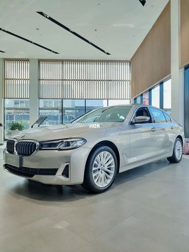 新bmw 5系 | 开士米银现车实拍99_宝马怎么样_珠海锦泰宝汇汽车销售