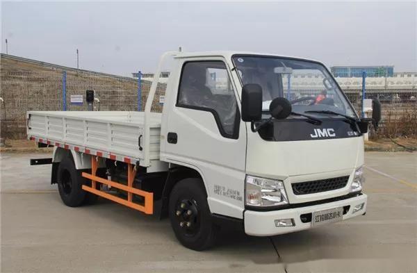 江铃高品质轻卡75800元起 现在不买更待何时