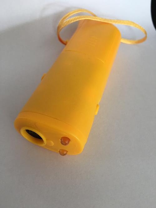 无电池 超声波驱狗器 训狗器 吠犬器 led手电筒