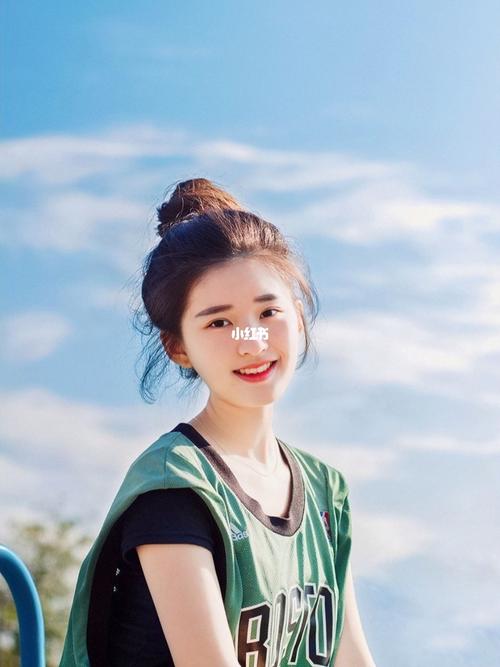 真的好心动9290_赵露思_丸子头_娱乐_明星娱乐资讯