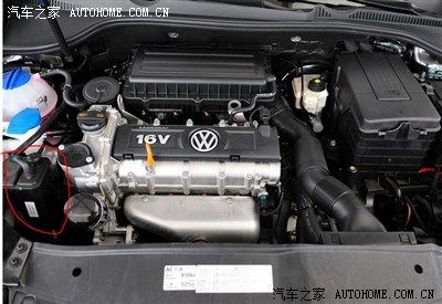 polo发动机中的活性炭罐在那里?
