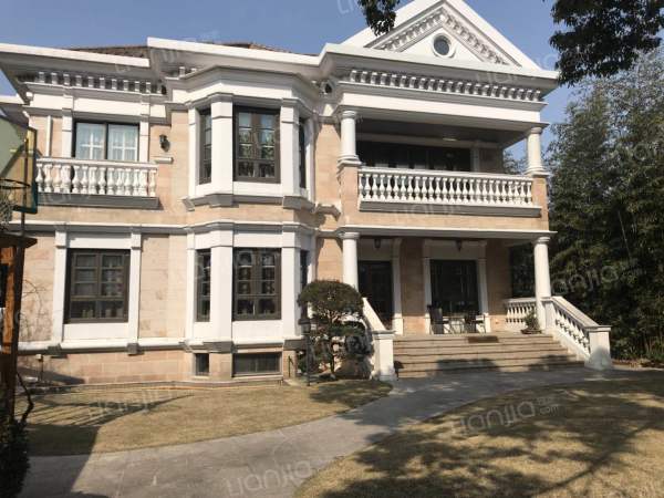 西郊大公馆 7室3厅 50000元