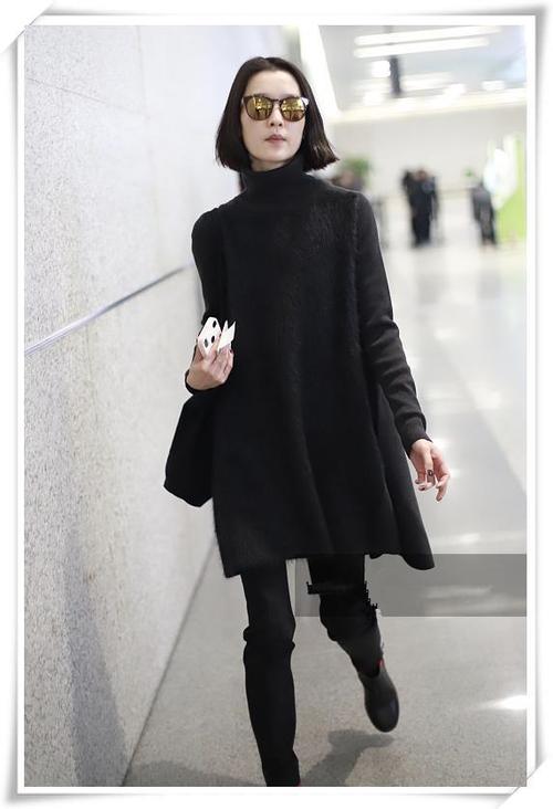 当杜鹃和刘雯同穿一身黑的那一刻,我才见识到超模气质的最高级别