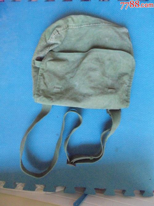 80年代书包一个