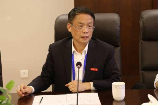 周旭洲,毛振华,曾文涛,何绍军,阮立平,蹇宏,于成,汪元刚