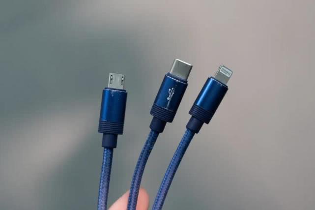 你的电子产品有多少不同接口的数据线?