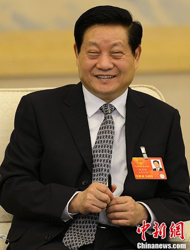 陕西省委书记提醒代表自报姓名