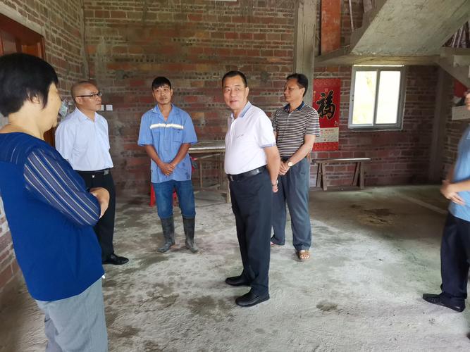 县委副书记,政法委书记傅国强到龙村镇督导脱贫攻坚和