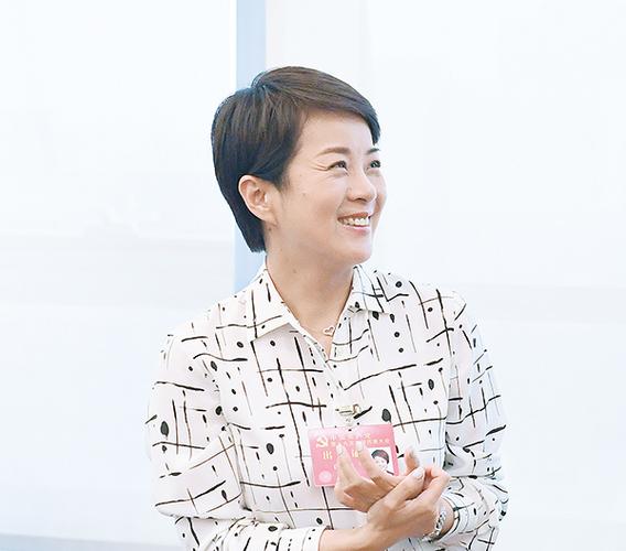 图说:印海蓉代表. 新民晚报特派记者 陈正宝 刘歆 摄