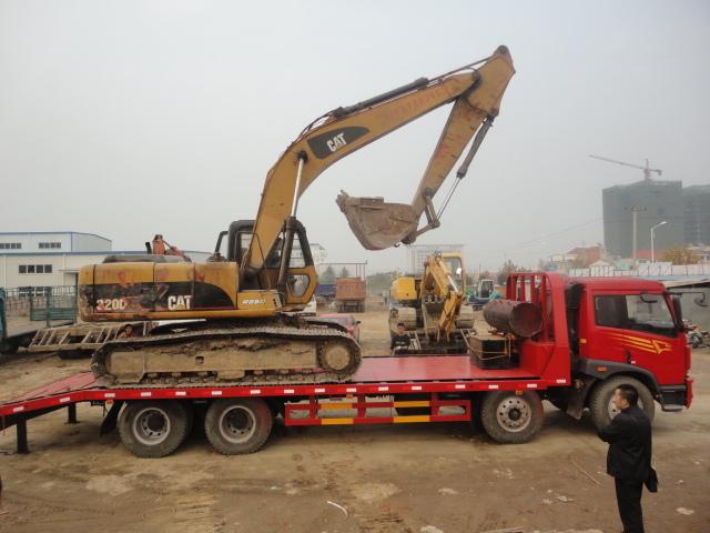 挖机拖车在哪买