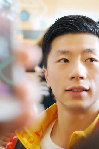 如何评价马龙的长相与气质?