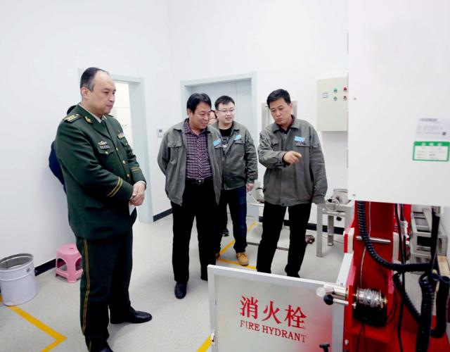 武警河北省消防总队领导来我院参观