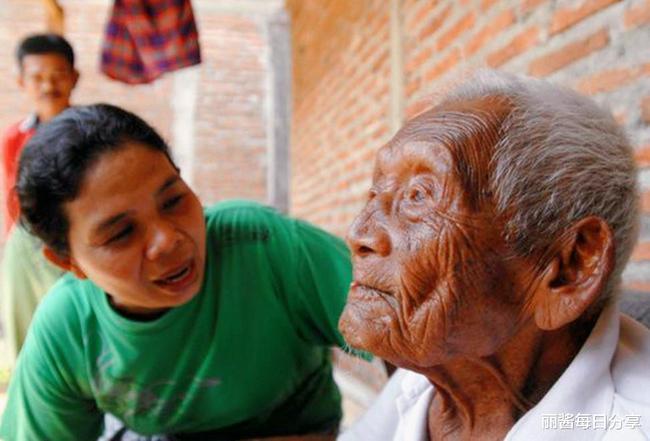 最长寿老人悲痛送走几代子孙146岁绝食去世直言活腻了