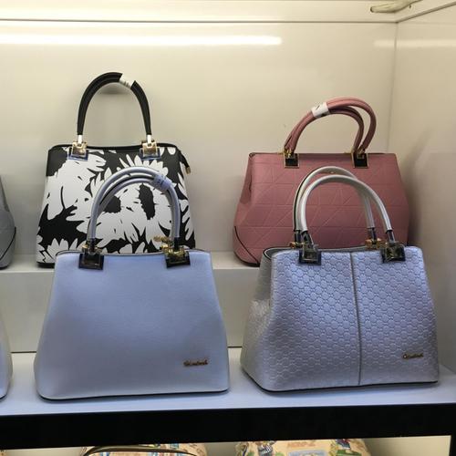 十大奢侈女包(女士包包品牌前十名)