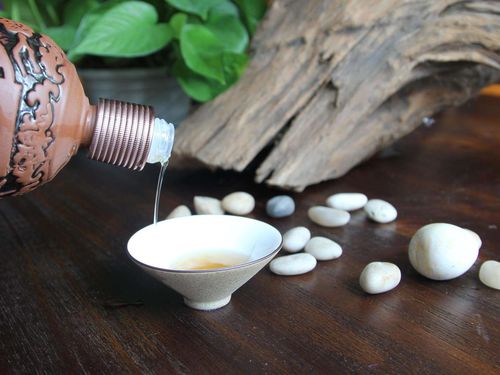 屠苏酒是谁先喝蚂蚁庄园屠苏酒一般谁先喝