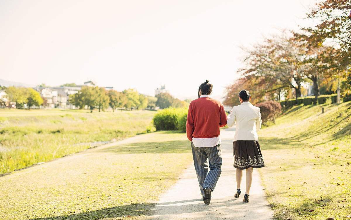 这四类人饭后散步要当心,越走身体越差