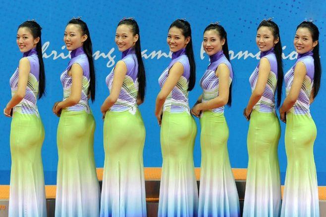 亚运会优雅礼仪小姐惊艳赛场