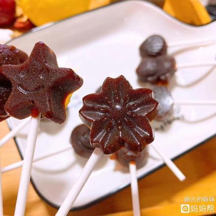 梨膏棒棒糖熬好了宝贝说真好吃