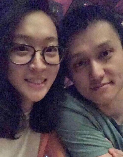 若琪经历了两次心脏大手术,虽说杨臻博研究方向不是心脏方面,但爱情