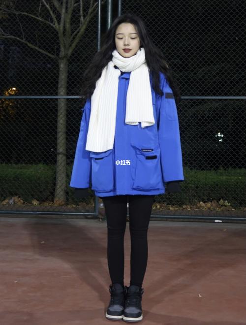 ootd|女大学生冬季懒人穿搭公式4套look_冬天去哪玩_上衣_鞋子_air