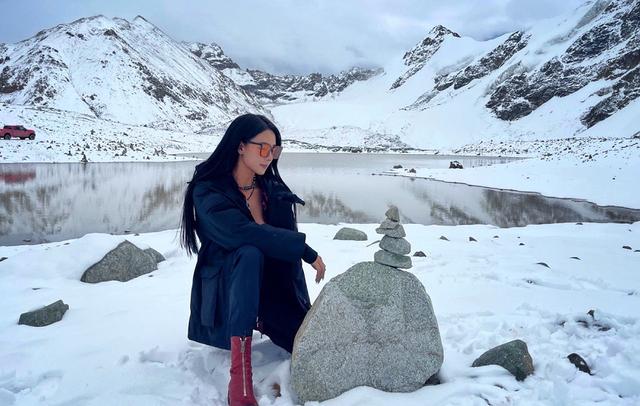 因为陈莹莹有一个非常标准的蝴蝶背,所以很多人称她为陈蝴蝶.