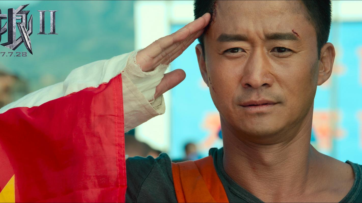 战狼2 吴京敬礼高清图片壁纸