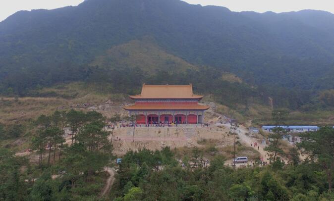 其中,陆川普照禅寺建设,主要是以少林文化为主的特色佛教文化.