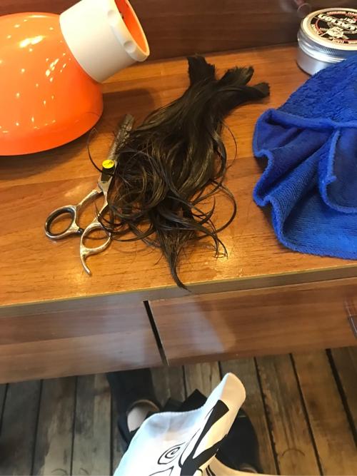 心心念念好多天 昨天一狠心去把头发剪了