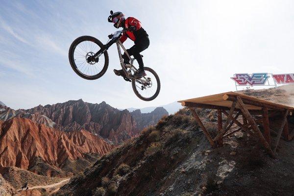 2019战马自行车速降全系列赛总决赛在青海落幕