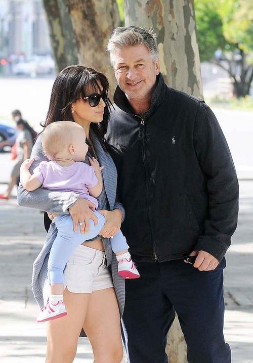 假戏真做鲍德温片场枪杀摄影师勾起李小龙儿子丧生之痛