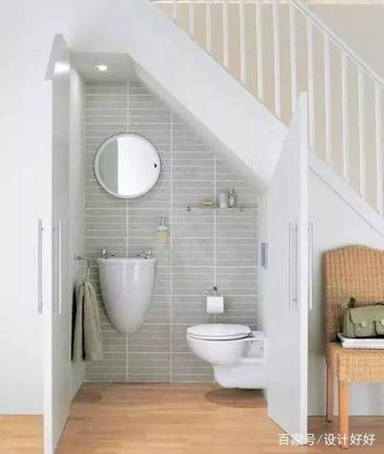 楼梯间下方做卫生间如何设计