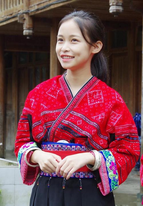 人物摄影:广西龙胜红瑶妹子