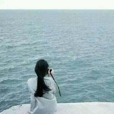 唯美意境头像女生背影2018最新原谅我性格古怪无人疼爱