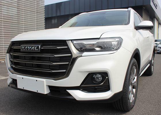 意外发现,全新第二代哈弗h6到店,大嘴"唬人",换装电子