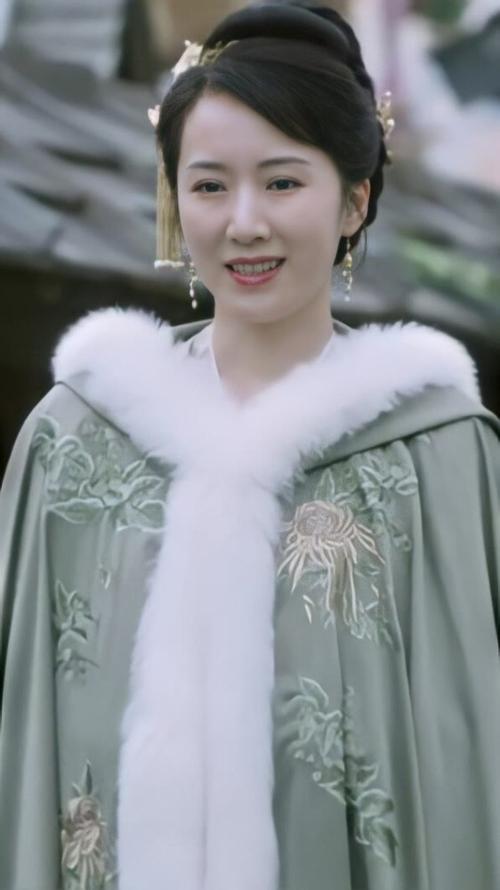 雪中悍刀行李念饰红衣徐脂虎